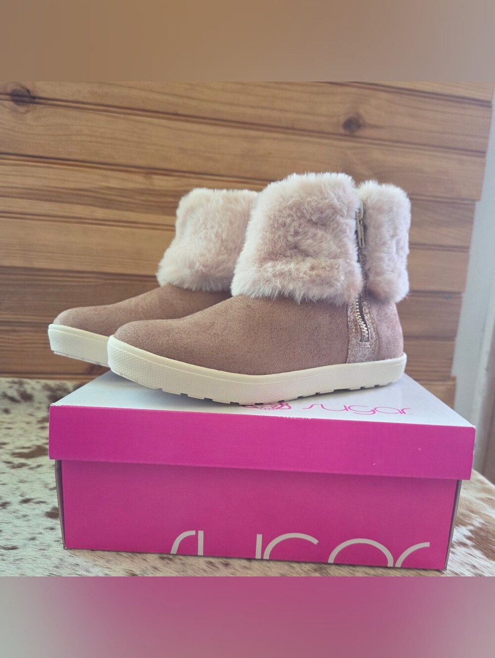 Sugar Women's Pink Faux-Fur Suede Ankle Boots